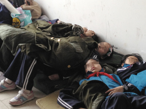 小学生运动会入场式一小时晕倒20人体质堪忧(图)