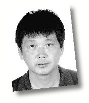 洛阳大叔在美国名校前摆摊1天赚800美元(图)