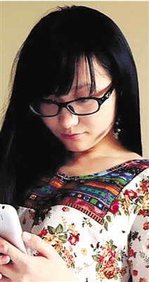 浙大一机械系班级103个男生拱着1位“女神”