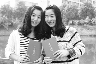 湖北双胞胎“学霸”姐妹花同学称神一样的存在