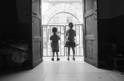 ������ܱ����׶�԰һ�����¼ҳ�ǷѧУ��ǧԪ