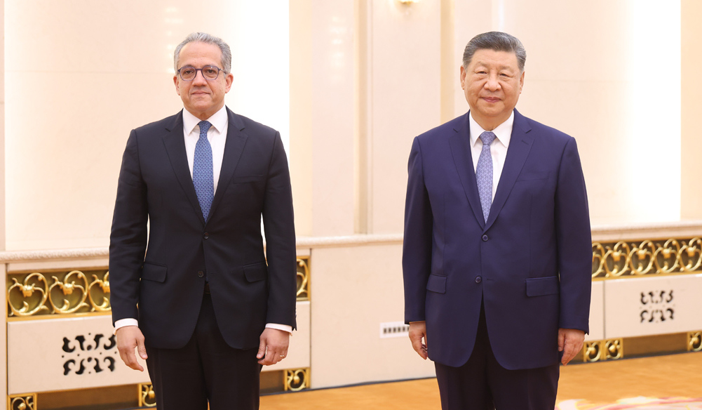 习近平会见联合国教科文组织总干事阿纳尼