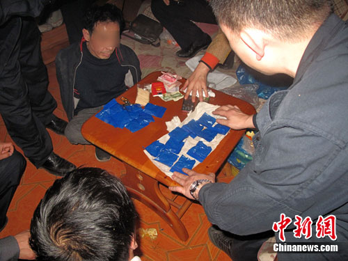 ���쾯���ƻ�Ʒ��  �����붾�����