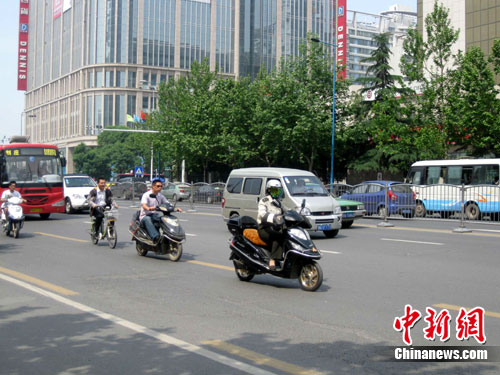 ֣�ݵ綯��Υ�����ؽ����Ƽ�ʻ�߰�ȫ��ʶ����