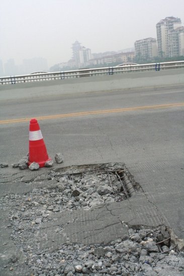 �Ĵ���������ǧ��ά��Σ��ͨ��48�챻������