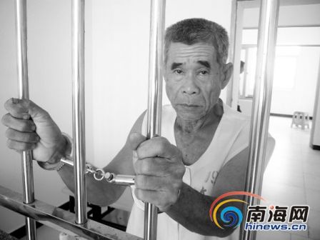 �Ϻ�Ϊ3���������帾���߲��Ӽ��������ϣ�ͼ��