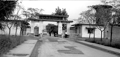 �ӱ������侯��ǹʵ���̲��Ѳ�Խ���ӷ���ͼ��