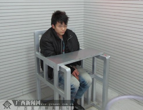 男子赌博欠下万余元赌债借钱未果将朋友捅死