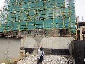 夫妇陪儿看房时被工地建筑垃圾砸死获赔141万