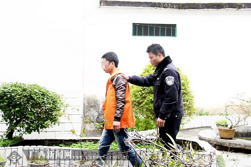 男子因游戏罚酒与友起争执斗殴中将其捅死被拘
