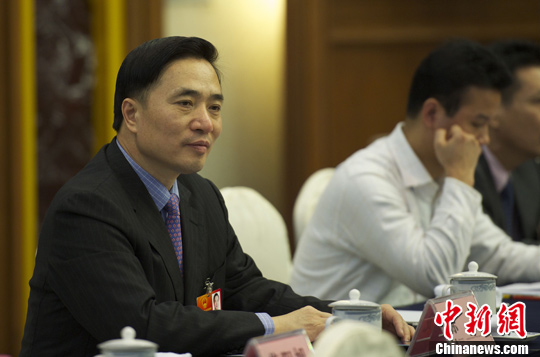 全国人大代表徐龙建议尽快制定电子支付法