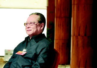 政协委员谈网络管理:加强舆论引导决非言论封堵