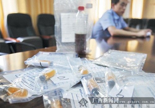会所“黑保安”暴力抗法打民警叫嚣“抄家伙”
