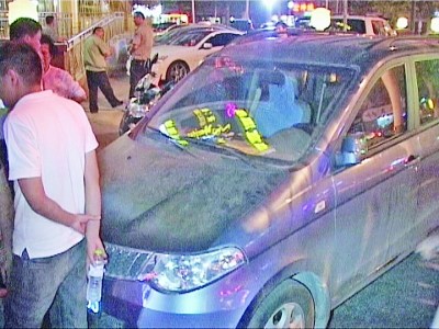 男子酒驾撞人不道歉还骂人见对方报警下跪求情