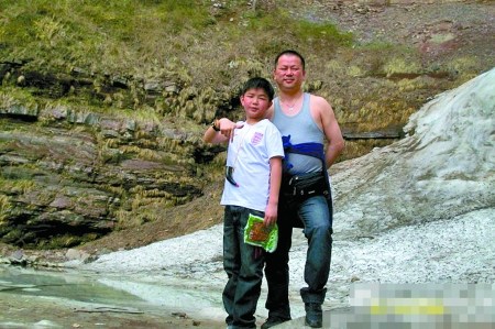 郑州父子被邻居残杀起因竟是为一泡狗屎(图)