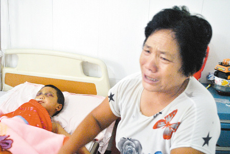 男孩帮人带路失踪被找到后头部肿胀至今昏迷