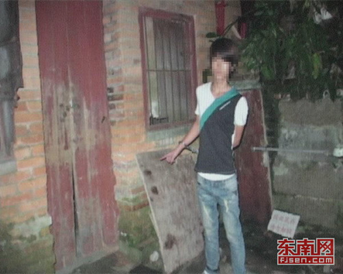 夜归居民勇擒偷车贼被捅身亡三嫌犯落网(图)