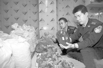 深圳公诉涉案8亿走私案检察官揭琥珀走私利益链