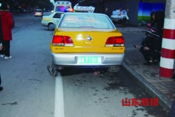 面包车主撞死晨练老人嫁祸的哥遗体弃置出租车底