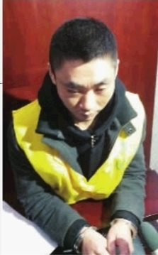 男子杀人后逃亡十年后自首痛哭称渴望阳光生活