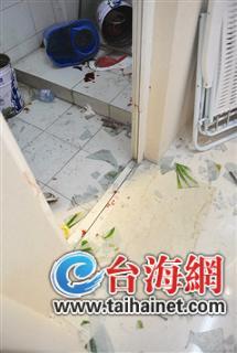 男子持刀抢劫欲行不轨女店主夺刀刺伤歹徒(图)