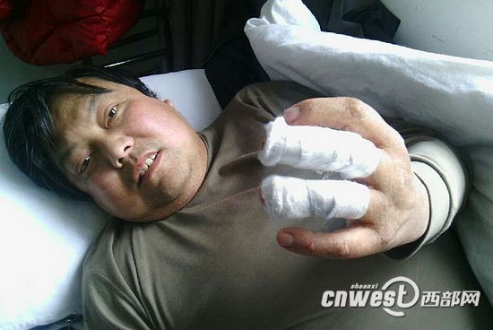 为2.8元出租车费陕西宁强残联一领导打人砸车(图)