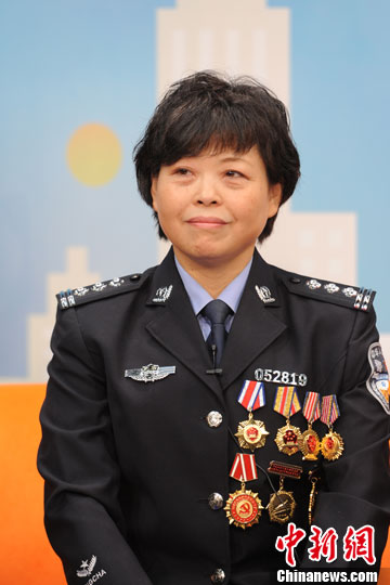 首都民警:把出行乘客当成家人会得到理解支持
