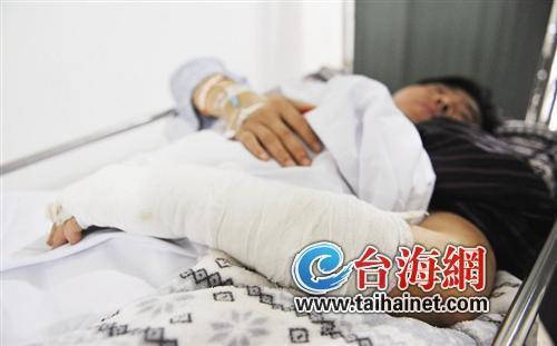 公司聚餐员工被砍伤者听打人者说“打错人了”