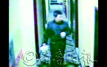 ��������Ů�Ѳ�ʬ���ݴ��¾���������Сʱ����