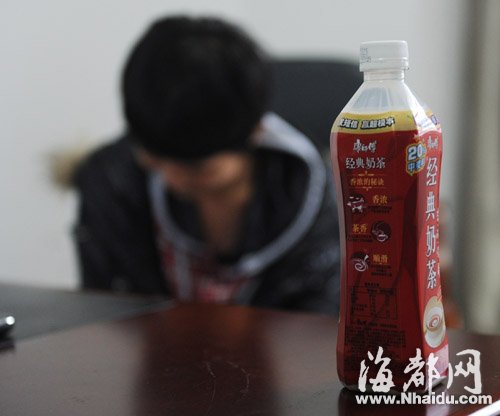 少女逃课被人贩拐走半夜被烟呛醒巧遇警察获救