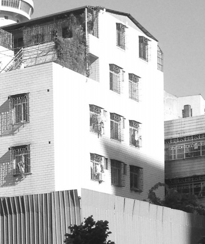 ¥���Ӹ���Ƥ�����϶�Υ�������߳ǹܳ���Υ��