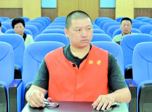 �㶫һ80��ͼ�ɲ�һ���ܻ�ǧ��ͥ������10��