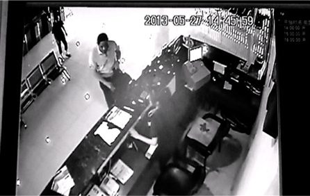 ��������Ӿ�ݶ�ʧ5��Ԫ����һ��Կ���ܿ�����