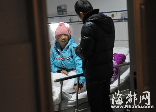 �����б��������Ѻ󷵻ش������Ů�ϰ�Ź��