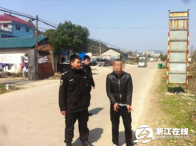 两男子假冒警察抓嫖娼敲诈作案10余起仅1人报警
