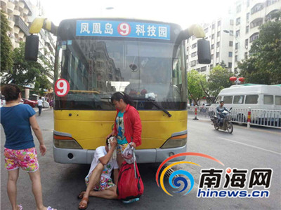 �������ǳ˹������ʼ���Ʊ�۱�����ͷ�����ˣ�ͼ��