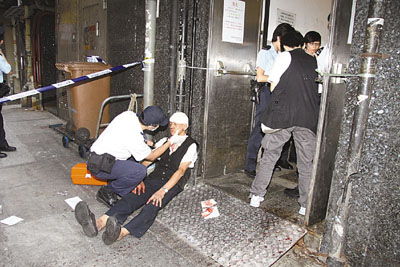 ���һѲ�߱�����������Ǯ����к��˿���ͷ��