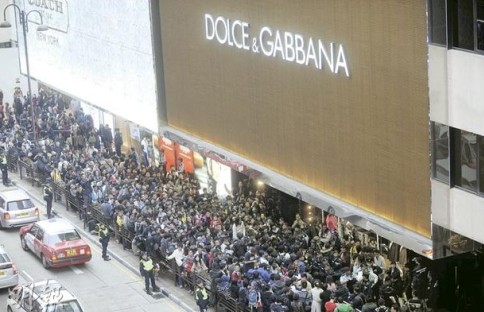 ����Ʒ���ڸ����������Χ��D&G:����ð������