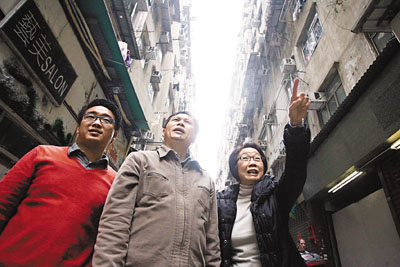 旧楼石棉或致癌团体吁港府拆除1100个“炸弹”