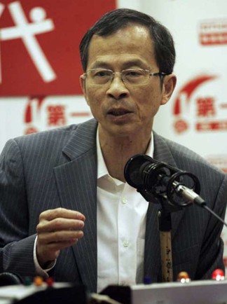 曾钰成拟竞逐连任立法会主席冀做好未完成工作