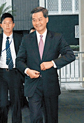 香港特区拟增下届政府高官薪酬10年来未曾加薪