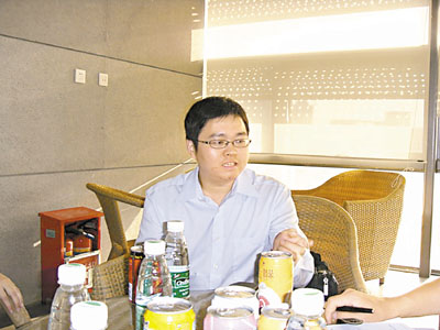 香港回归15年来内地生增650倍融入香港梦成真