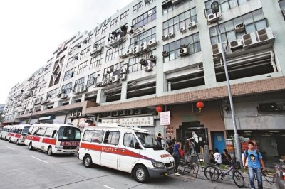 香港5天内三度出击打水客“风沙行动”再拘19人