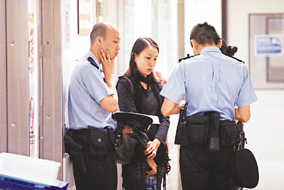 香港一对情侣疑相约自杀女死男或被控谋杀(图)