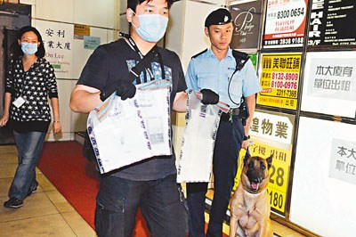 香港警方展开连续8天扫黑行动打击黑帮收入来源