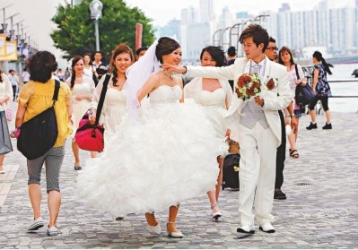 香港人结婚花费逾28万酒席占婚礼支出超一半(图)