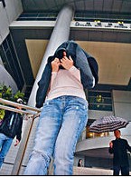 港养老院爆虐老案老人被职员掌掴哭诉无人理(图)