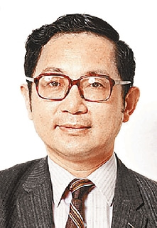 前新华社香港分社副社长毛钧年病逝