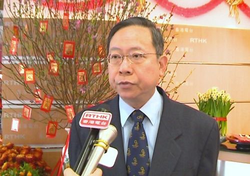 香港保安局长:正检讨自由行政策人数难设上限
