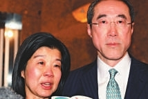 唐英年住宅违建事件相关专业人士被检控